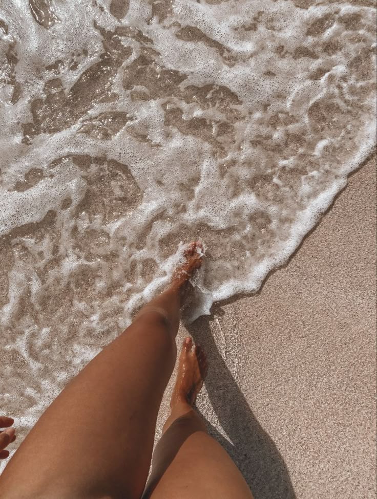 How to Fix Cracked Heels Before You Slip Into Sandals