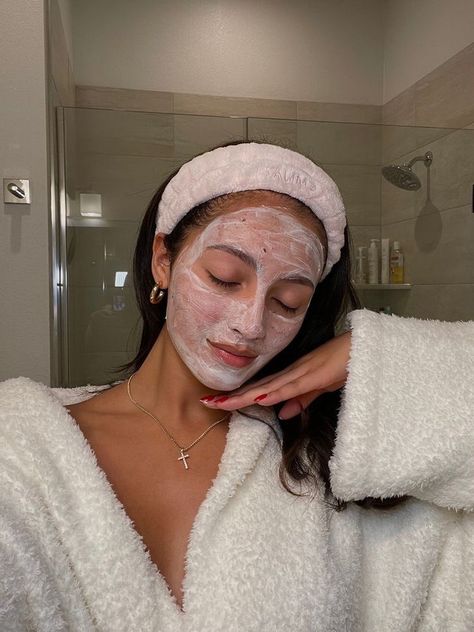 The Sunday Reset: A Skincare Ritual That Starts in the Shower