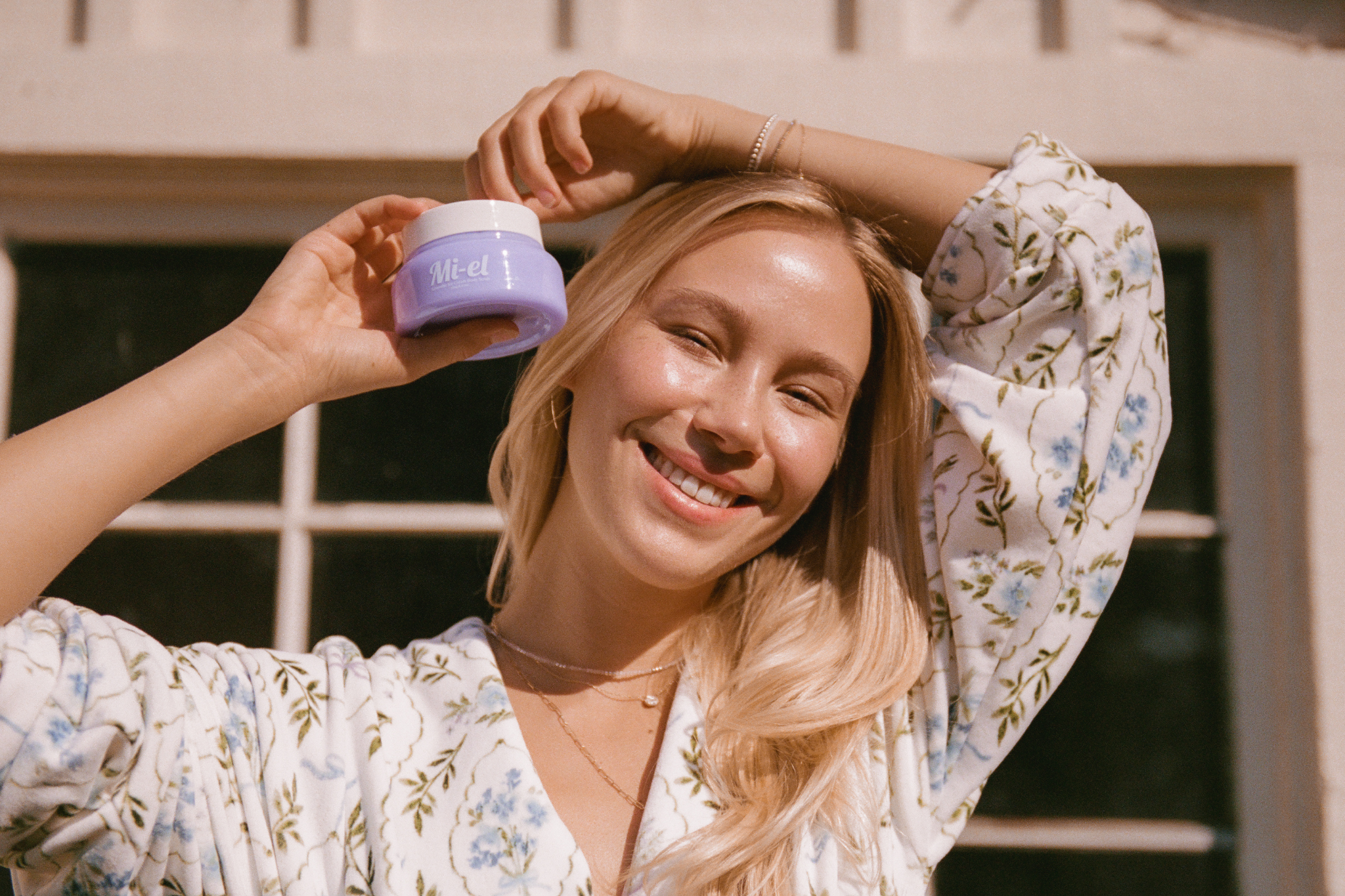 Summer_Skin_Essentials_5.png